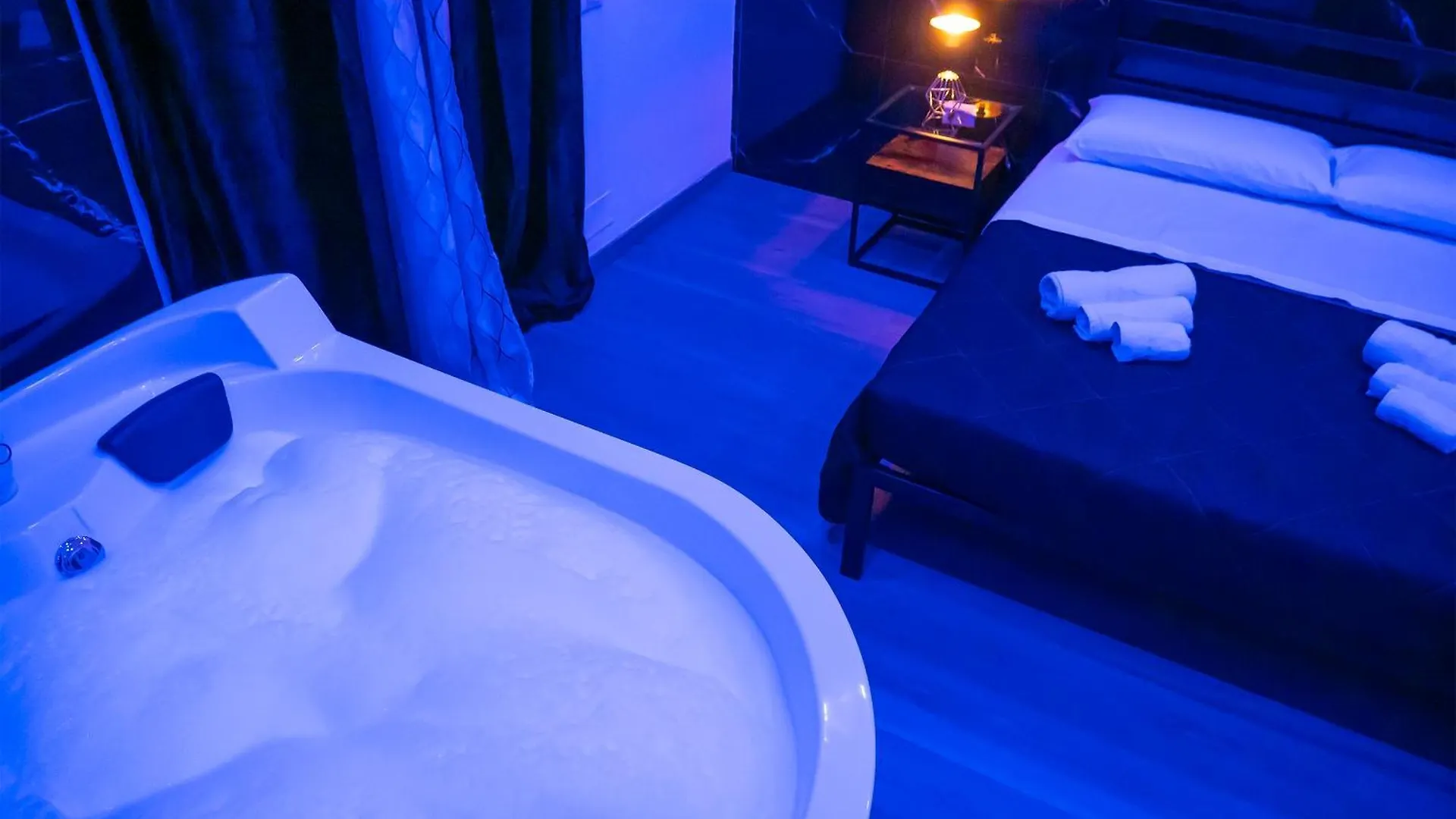 Aliva Suite Lt Palermo Bed & Breakfast